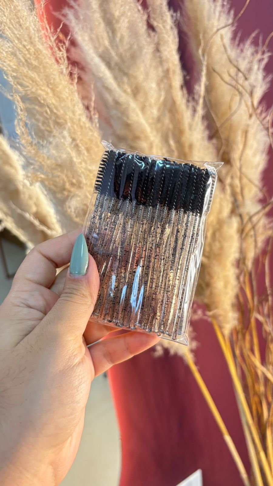 Escovinhas Descartáveis para Extensão de Cílios | Higiene e Acabamento Profissional para Lash Designer